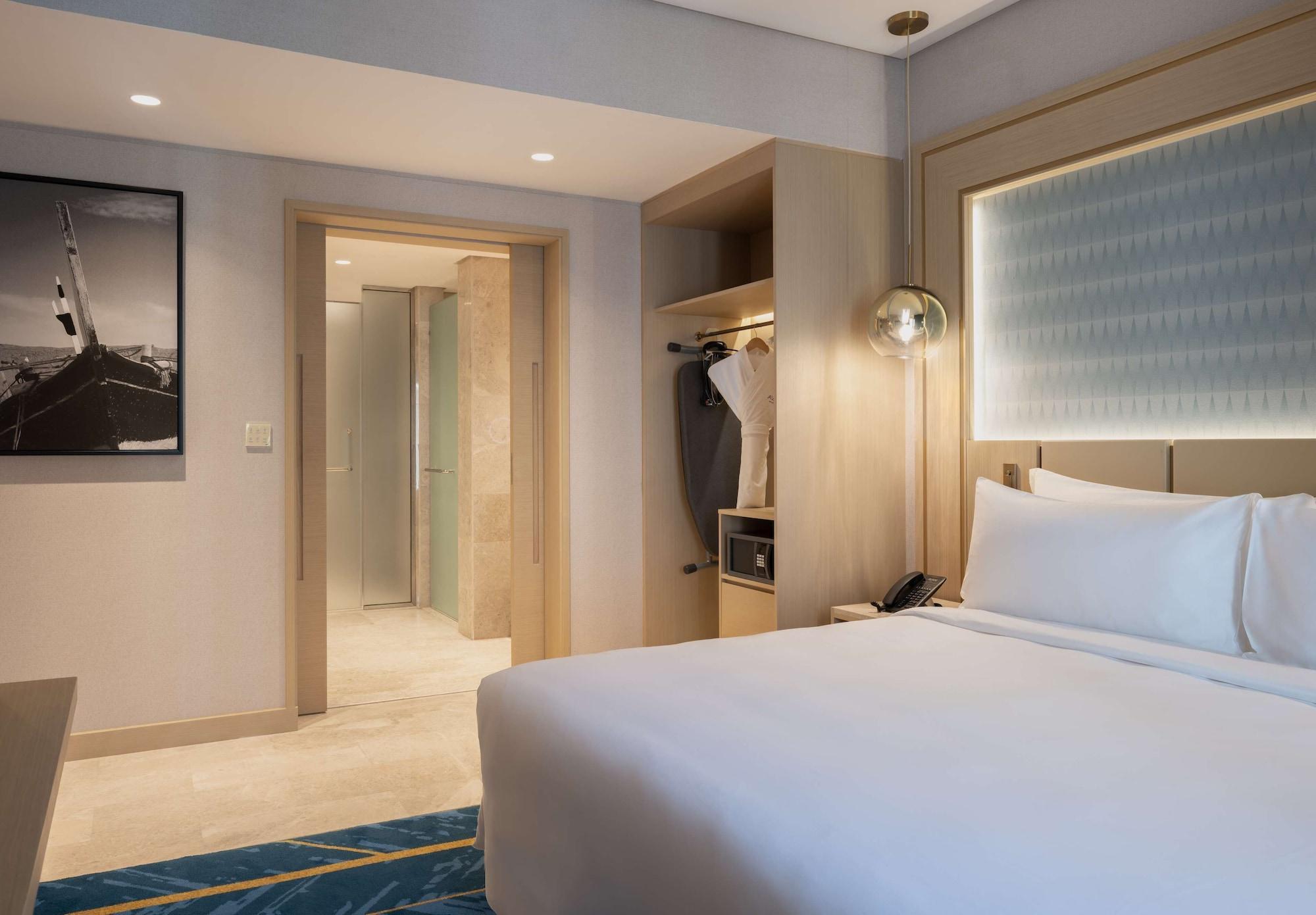 Maani Muscat Hotel & Suites Mascate Exterior foto