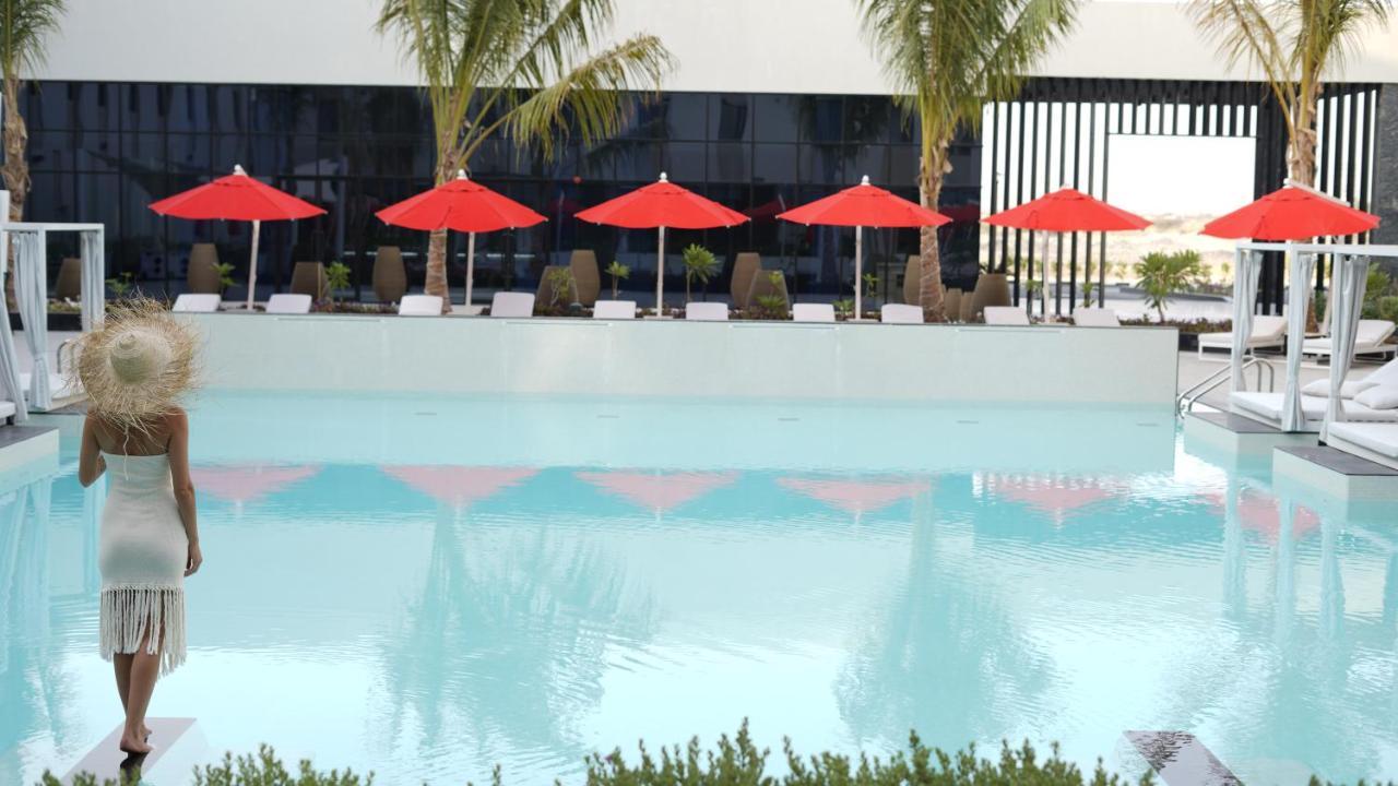 Maani Muscat Hotel & Suites Mascate Exterior foto