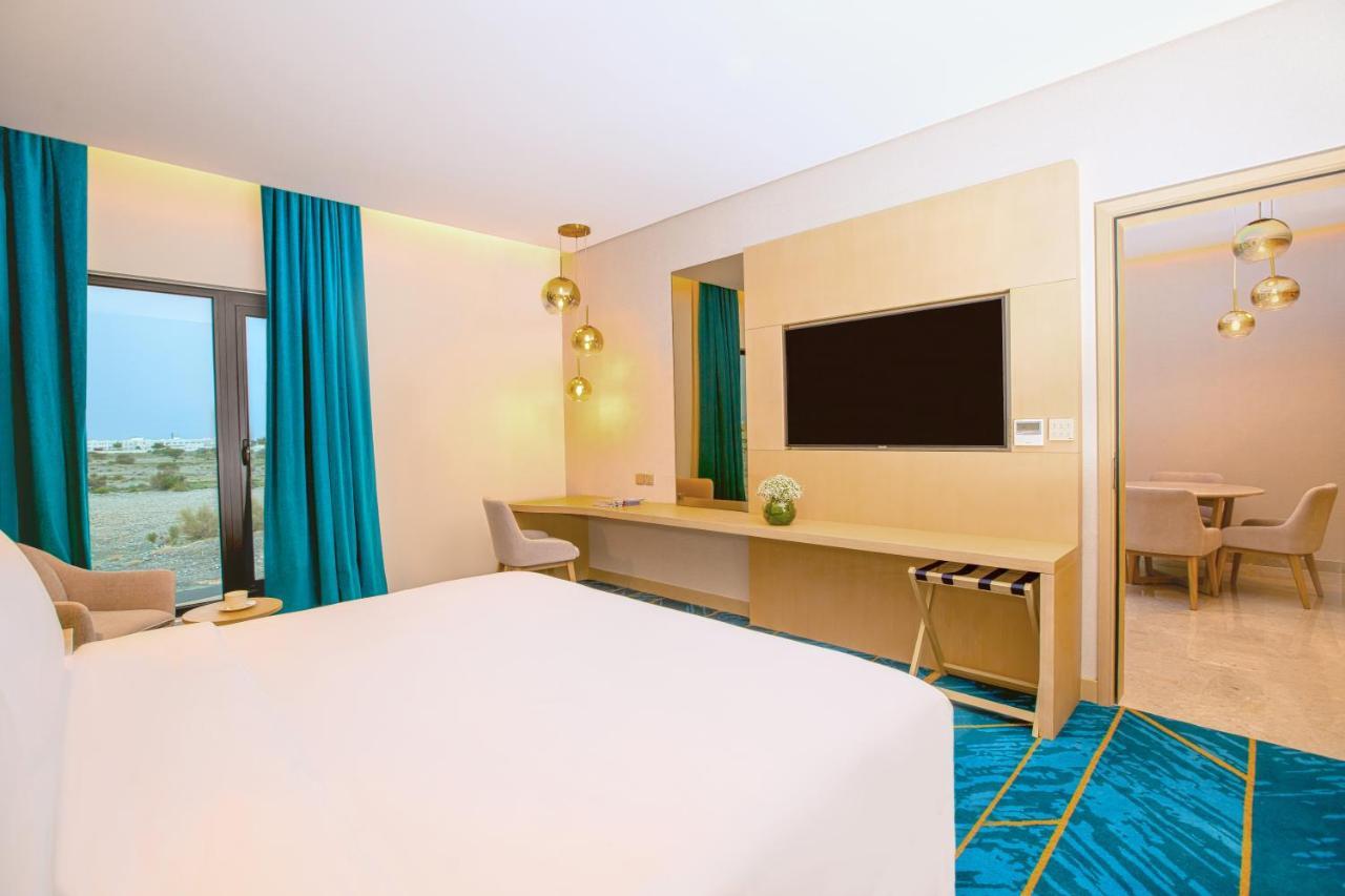 Maani Muscat Hotel & Suites Mascate Exterior foto