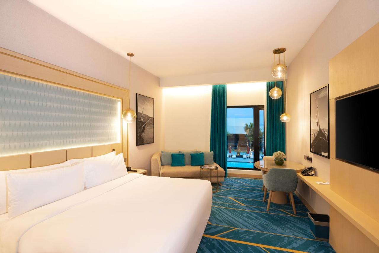 Maani Muscat Hotel & Suites Mascate Exterior foto